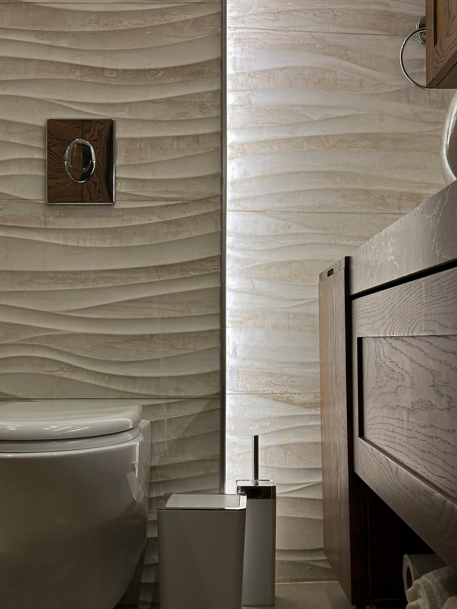 Wave Texture Bathroom Design